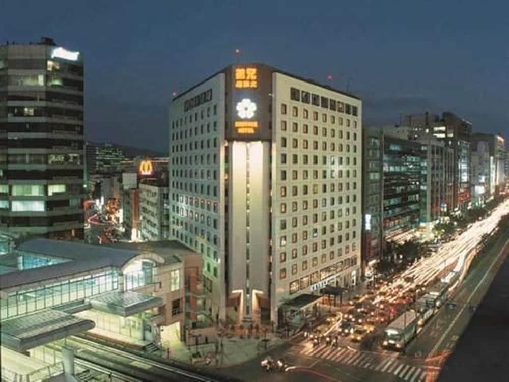 Brother Hotel Taipei Exteriör bild